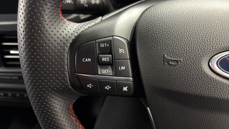 Ford Focus 1.0 EcoBoost ST-Line 5dr Petrol Hatchback